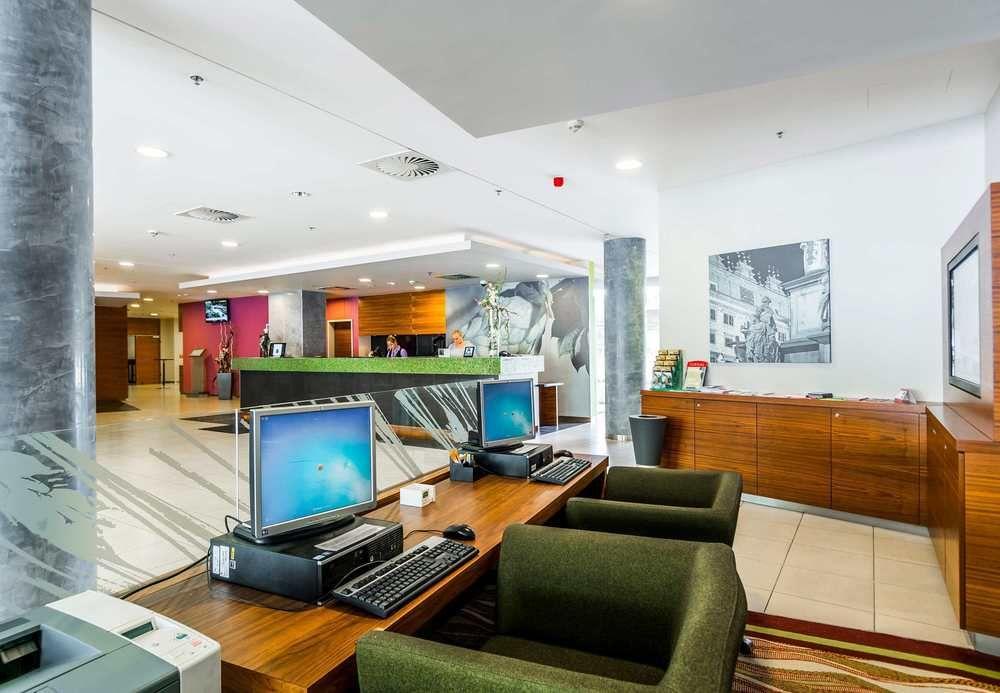 Отель Courtyard By Marriott Pilsen Экстерьер фото